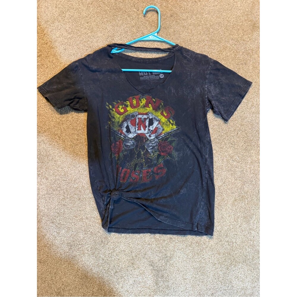 Guns N' Roses Black Short Sleeve Graphic Tee for Women